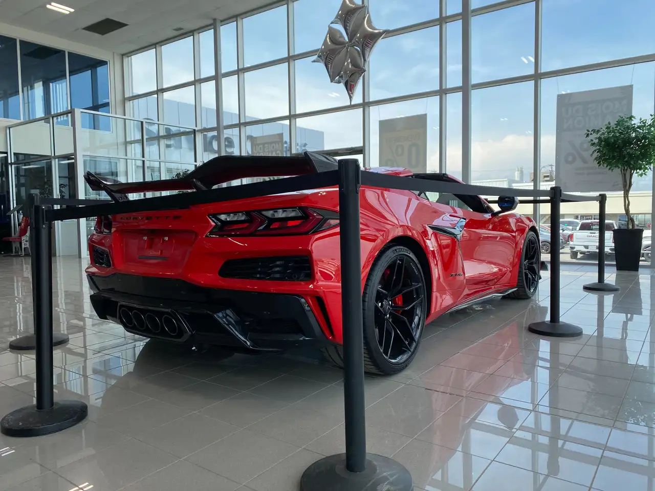 Chevrolet Corvette снимка Chevrolet Corvette