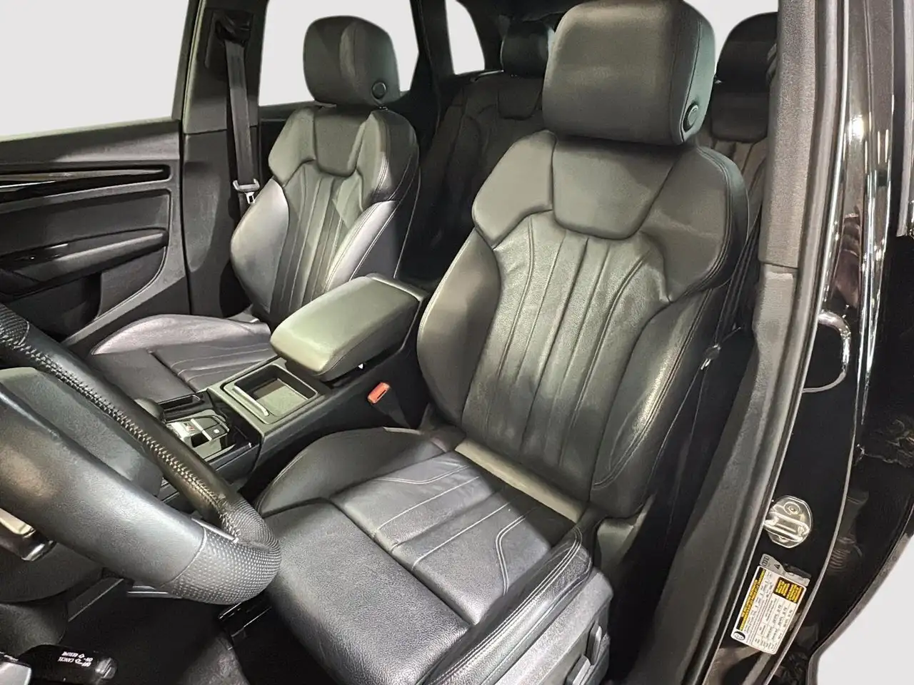 Audi Q5 снимка Audi Q5