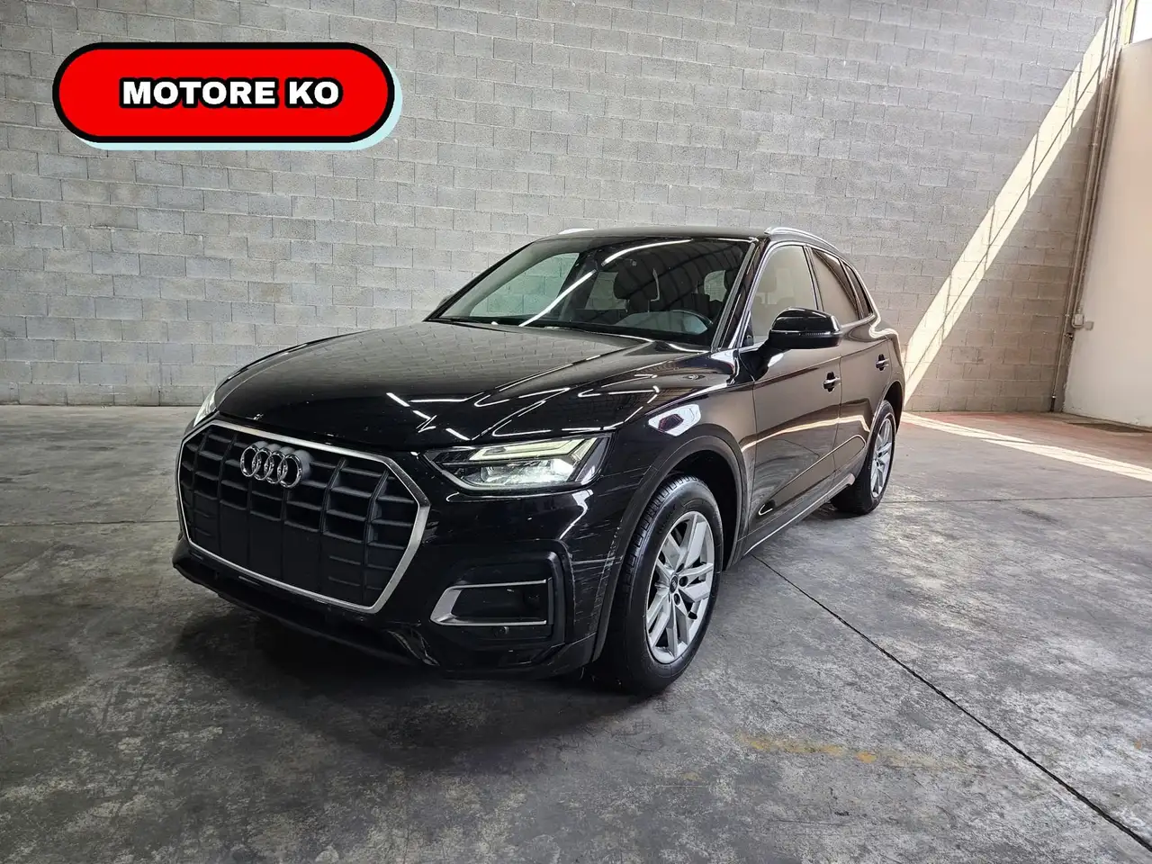 Audi Q5 35 2.0 TDI mhev Business S tronic - MOTORE KO — photo 1 of 11