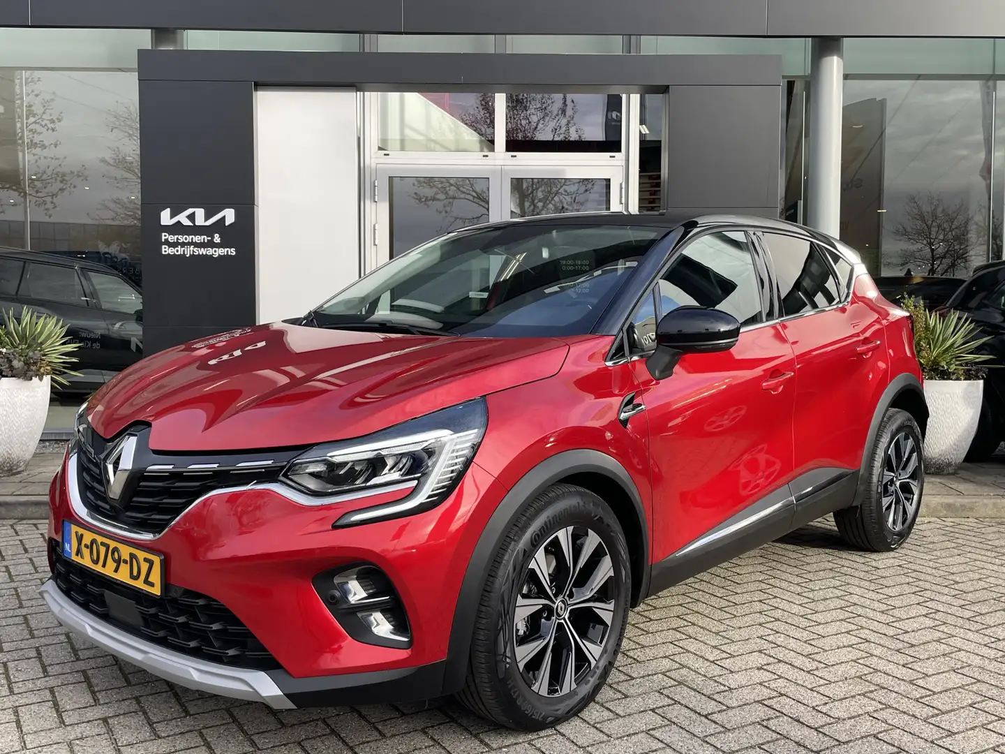 Renault Captur 1.3 TCe 140 R.S. Line Automaat Navigatie | Climate Rouge - 1