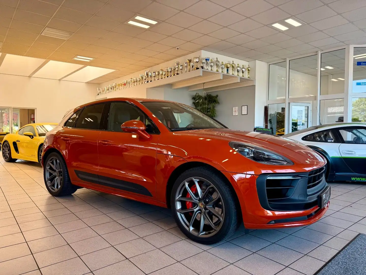 Porsche Macan GTS Panorama/AHK/SportChrono/21Zoll/360 Orange - 1