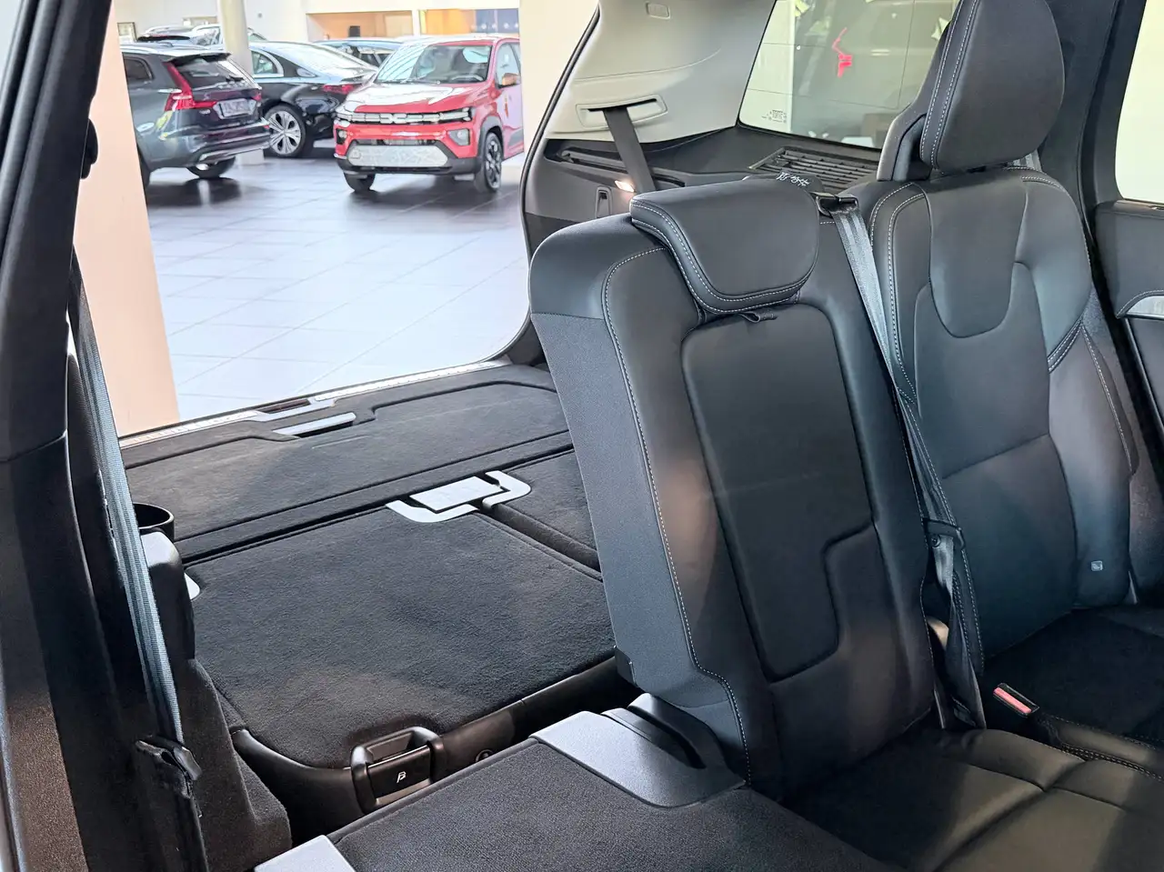 Volvo XC90 T8 PHEV Ultra Dark, Massage Seats, 360 Camera, Bowers & Wilkins Sound,, миниатюра 30