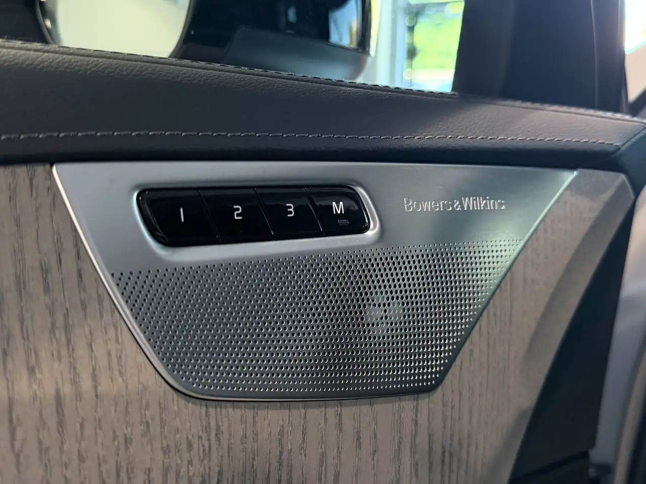 Volvo XC90 T8 PHEV Ultra Dark, Massage Seats, 360 Camera, Bowers & Wilkins Sound,, миниатюра 17