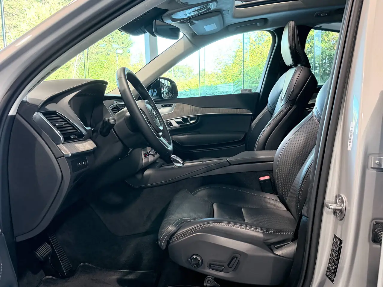 Volvo XC90 T8 PHEV Ultra Dark, Massage Seats, 360 Camera, Bowers & Wilkins Sound,, миниатюра 6