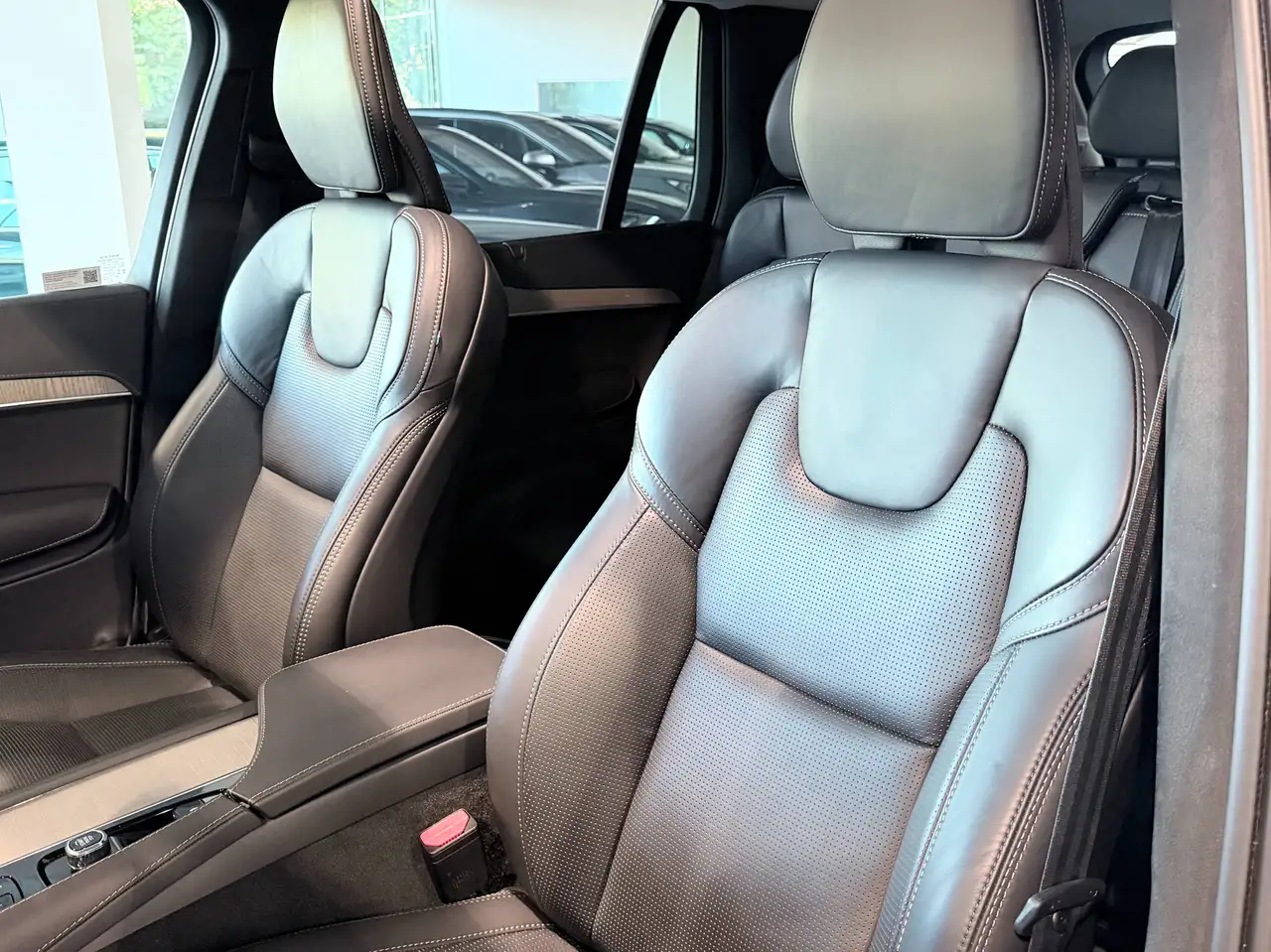 Volvo XC90 T8 PHEV Ultra Dark, Massage Seats, 360 Camera, Bowers & Wilkins Sound,, миниатюра 5