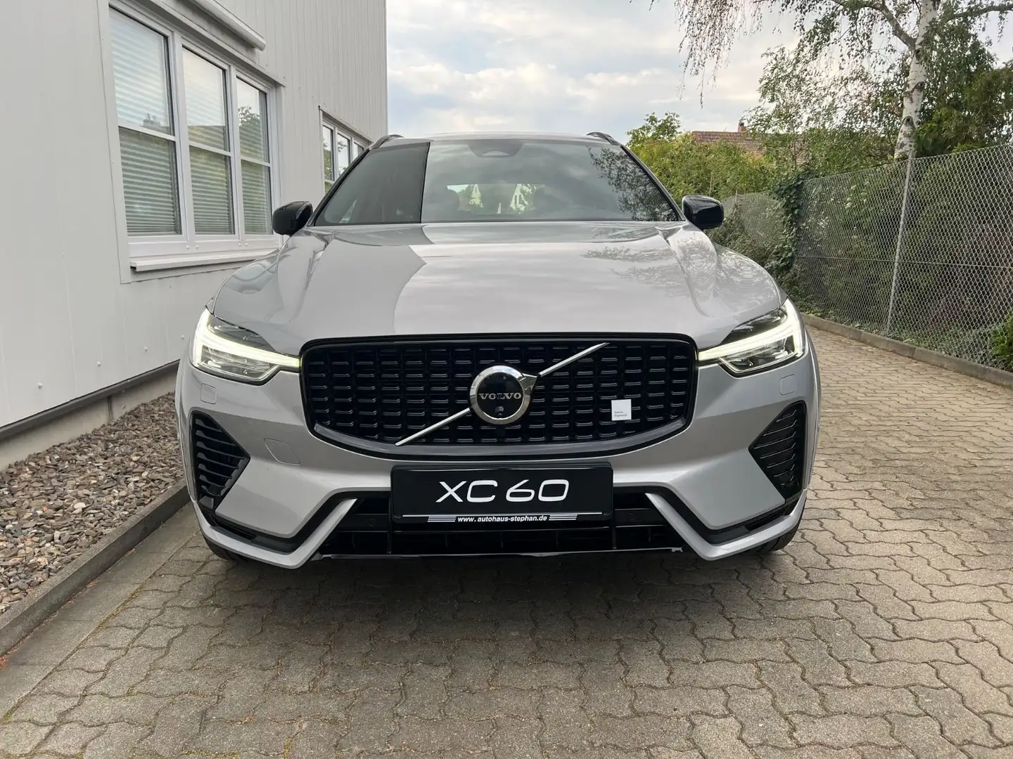 Volvo XC60 Polestar Engineered T8 AWD AHK -36% Argent - 2