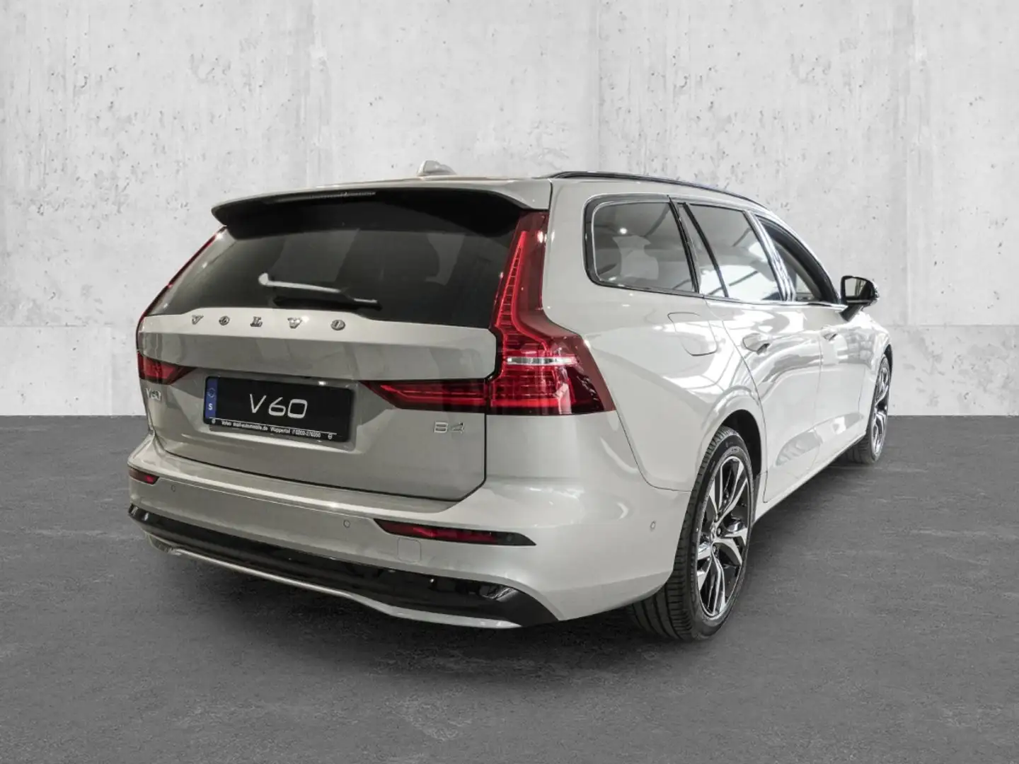 Volvo V60 B4 Benzin Plus Dark 360°Kamera Winter-Paket Buisne Argintiu - 2