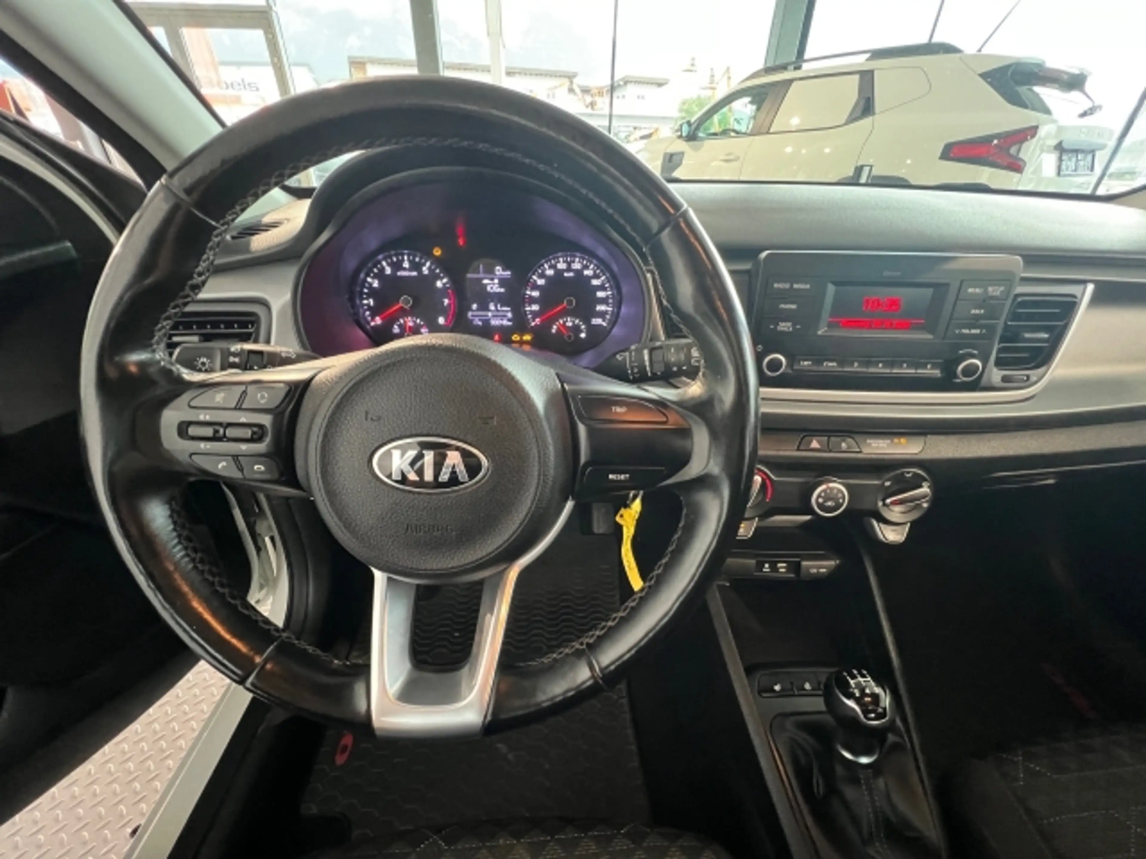 Kia Rio KIA Rio Titan1,25MPI — photo 11