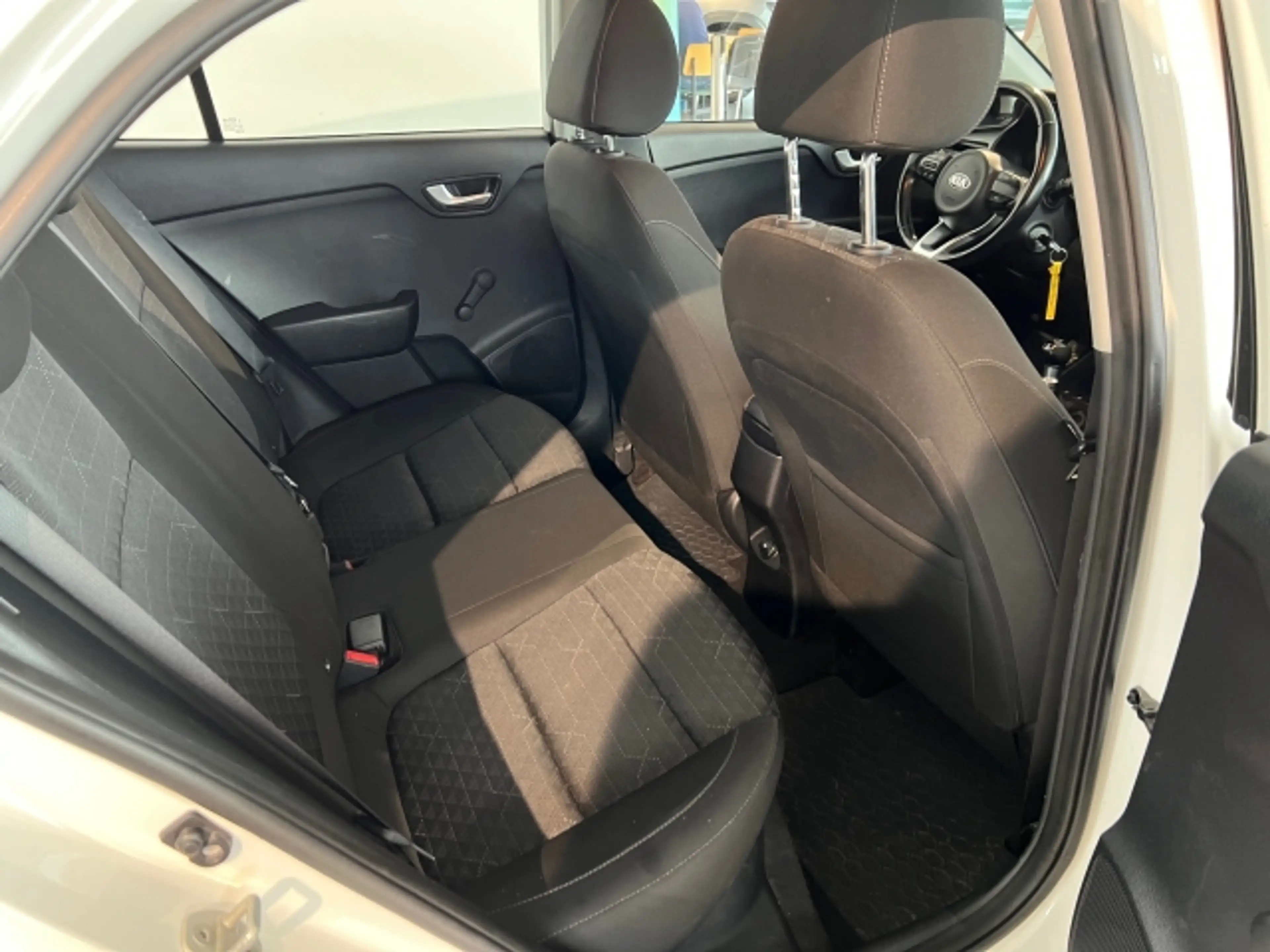 Kia Rio KIA Rio Titan1,25MPI — photo 10