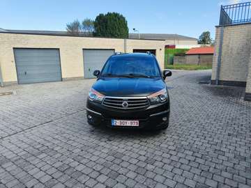 2.0 SV200e-XDi 4WD Sapphire