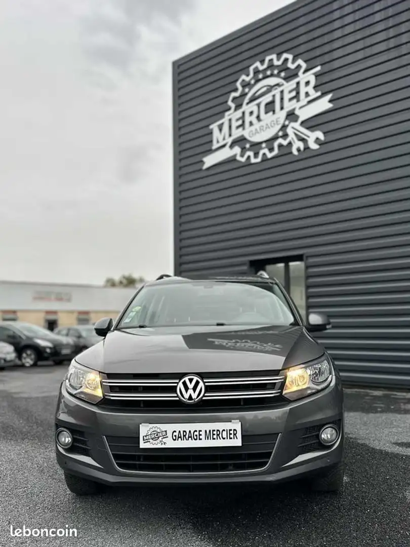 Volkswagen Tiguan 2.0 TDI 150ch 4Motion CARAT Gris - 2