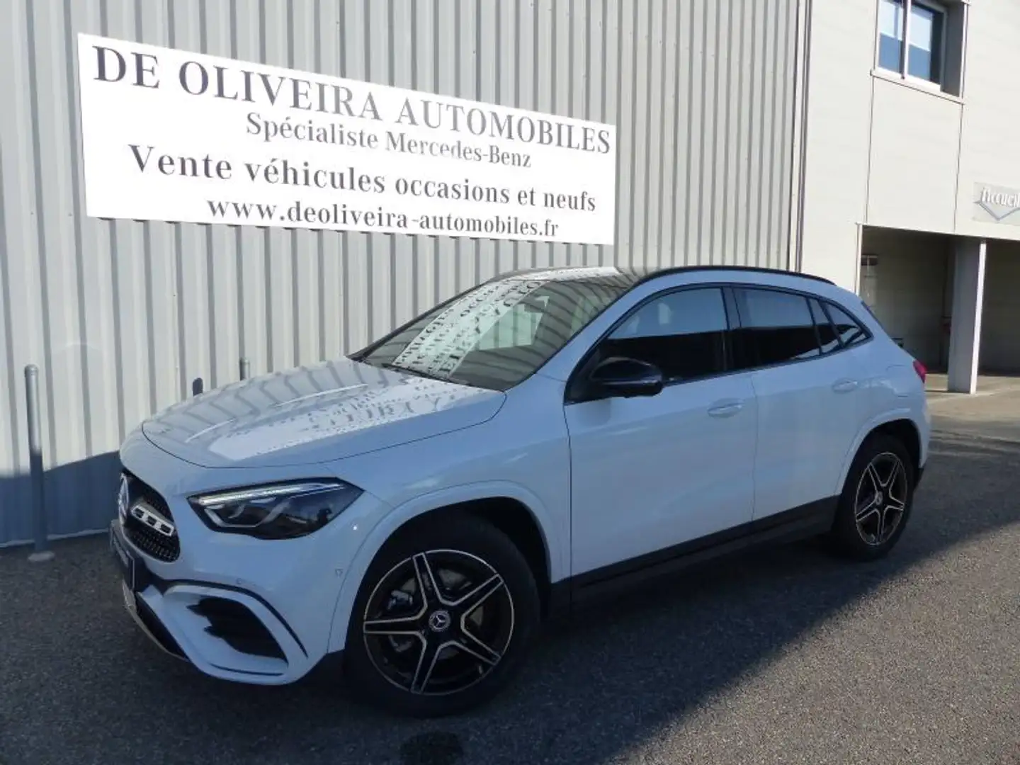 Mercedes-Benz GL 63 AMG 250 e 163+109ch AMG Line 8G-DCT Biały - 1