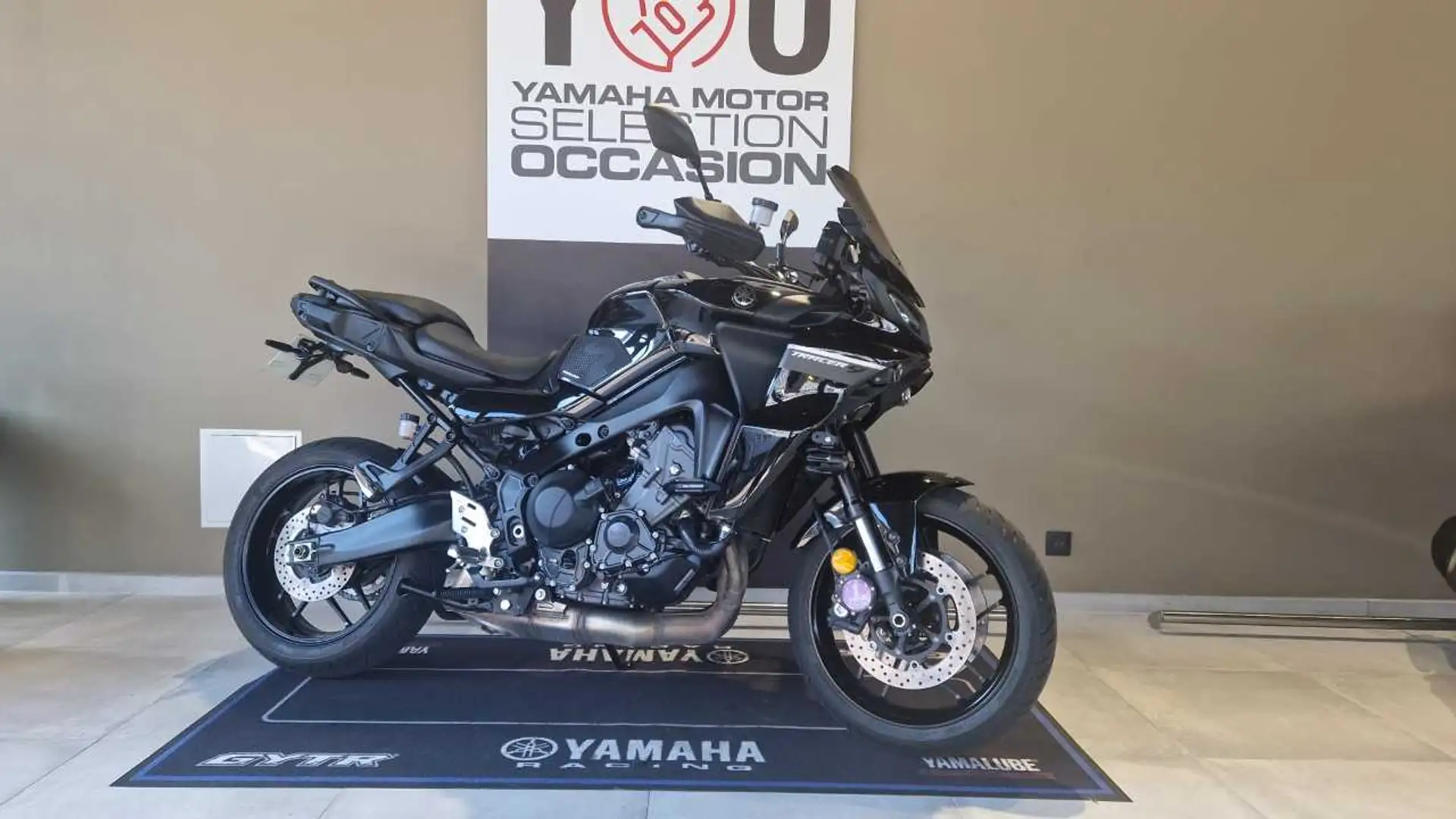Yamaha MT-09 Noir - 1