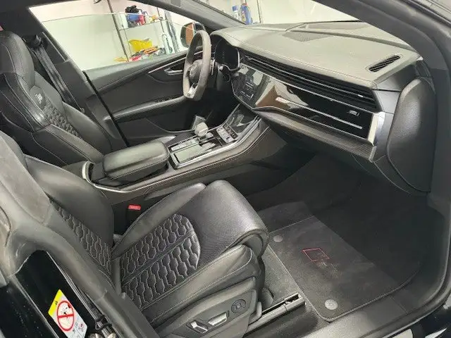 Audi Q8 4.0 TFSI Performance quattro Ansicht 12