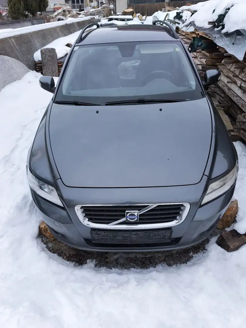 Volvo V50 2.0D DPF Momentum - 1