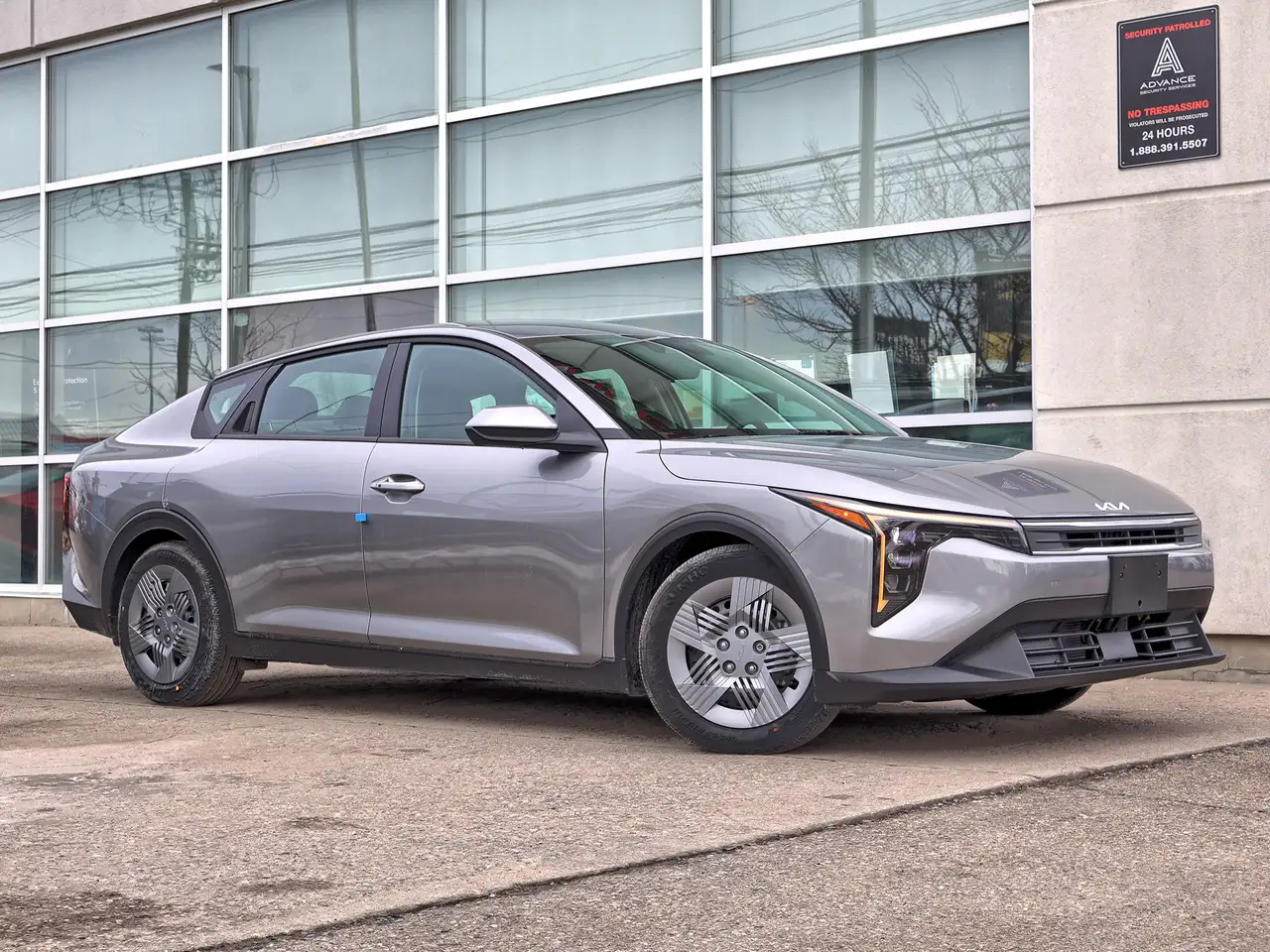 Kia K4 снимка Kia K4