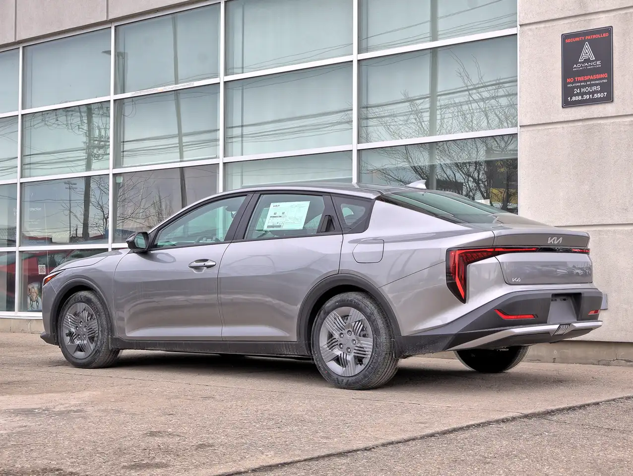 Kia K4 снимка Kia K4