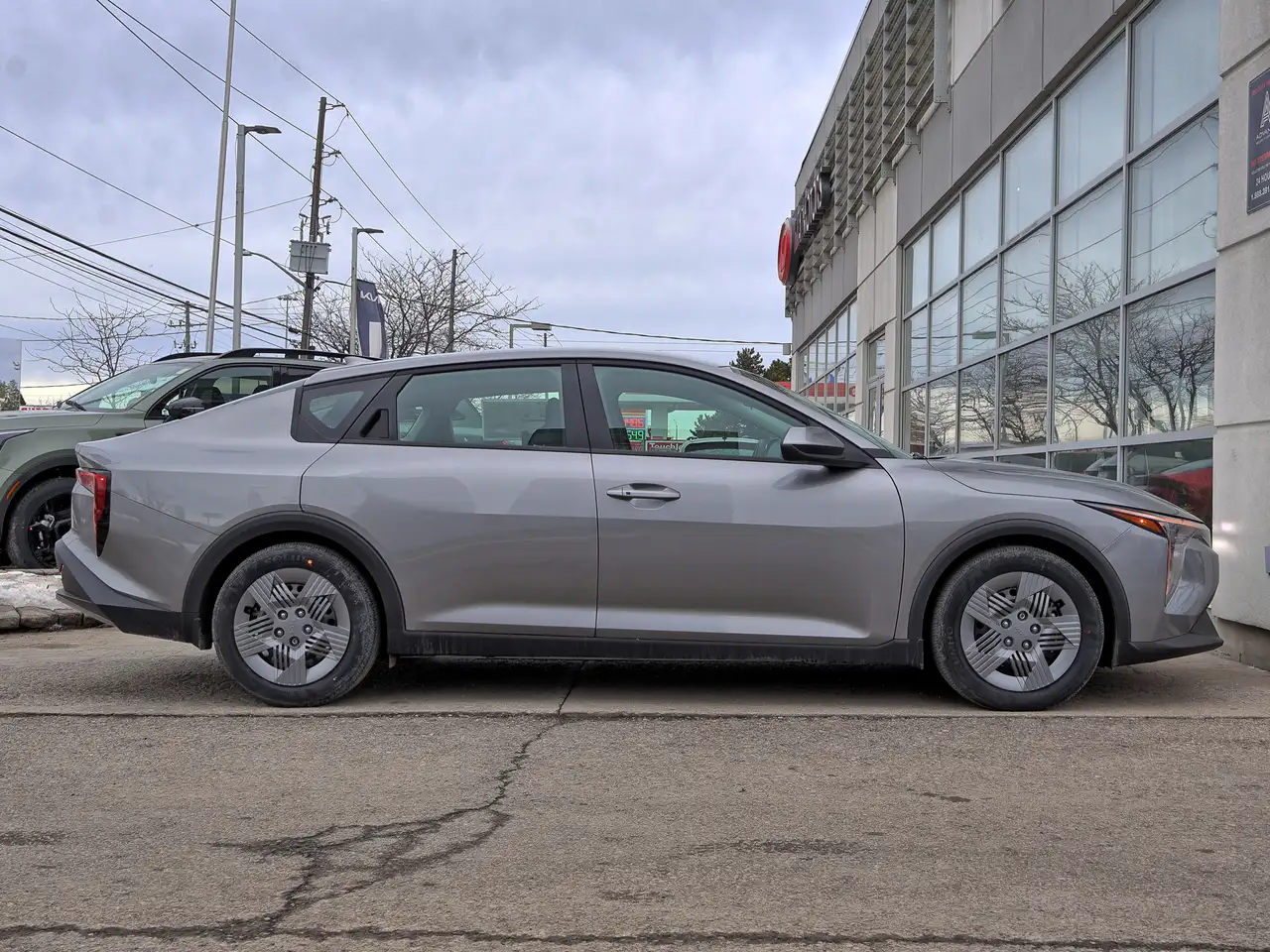 Kia K4 снимка Kia K4
