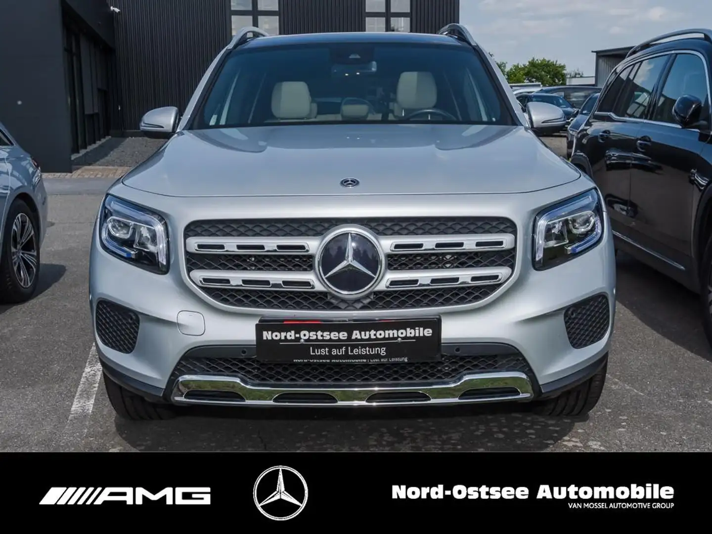 Mercedes-Benz GLB 200 d PROGRESSIVE KAMERA NAVI PANO AHK TEMPO Argent - 2