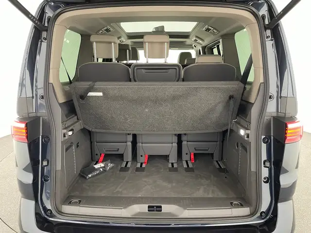Volkswagen Multivan view 7