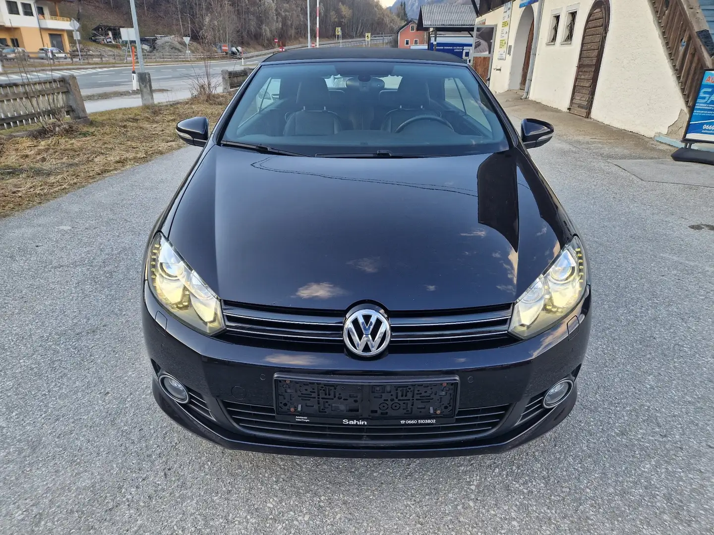 Volkswagen Golf Cabriolet Basis BMT Schwarz - 2