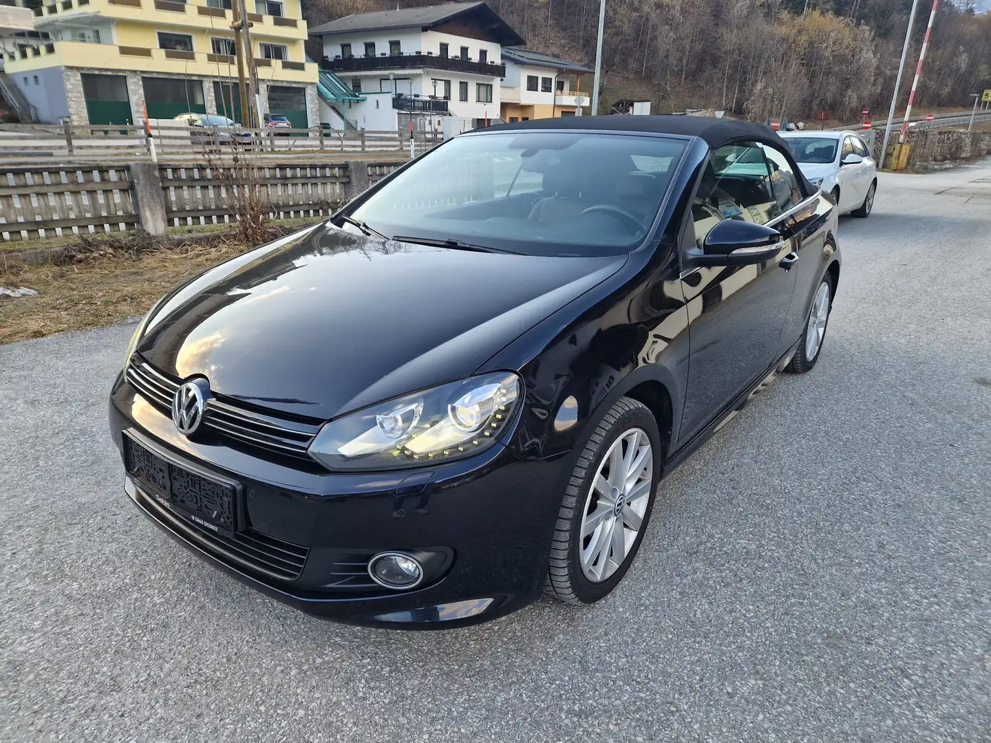 Volkswagen Golf Cabriolet Basis BMT Schwarz - 1