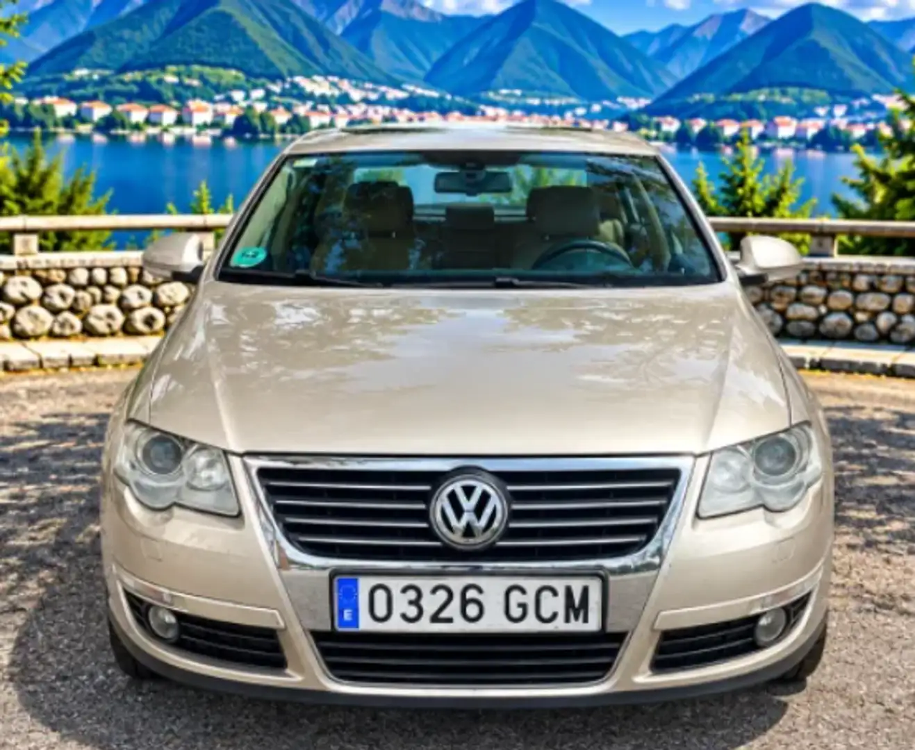 Volkswagen Passat 1.8 TSI Highline - 1