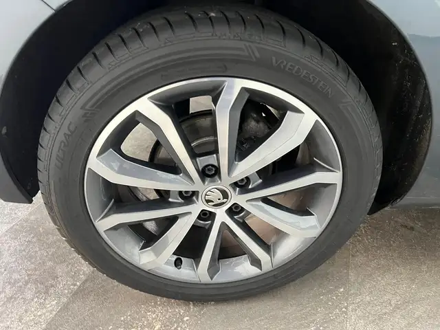 Skoda Octavia view 16