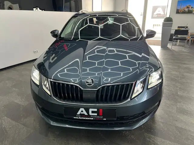 Skoda Octavia view 11