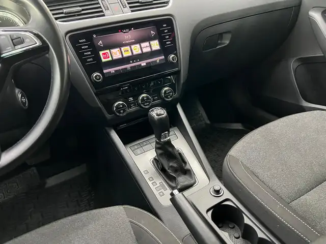 Skoda Octavia view 21