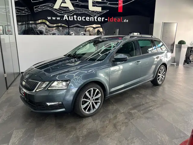 Skoda Octavia view 2