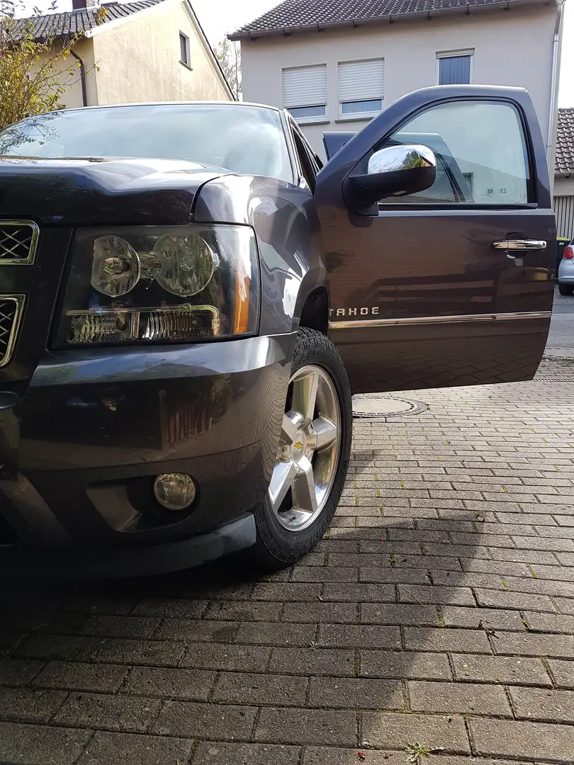 Chevrolet Tahoe LTZ Maro - 1