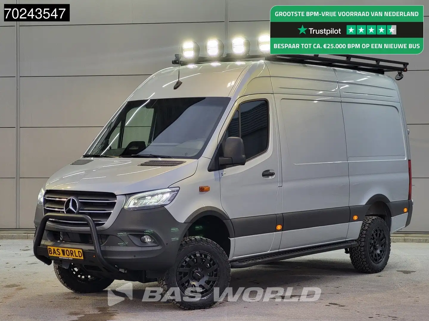 Mercedes-Benz Sprinter 319 CDI Automaat L2H2 4x4 New Model! Overland Spec Zilver - 1