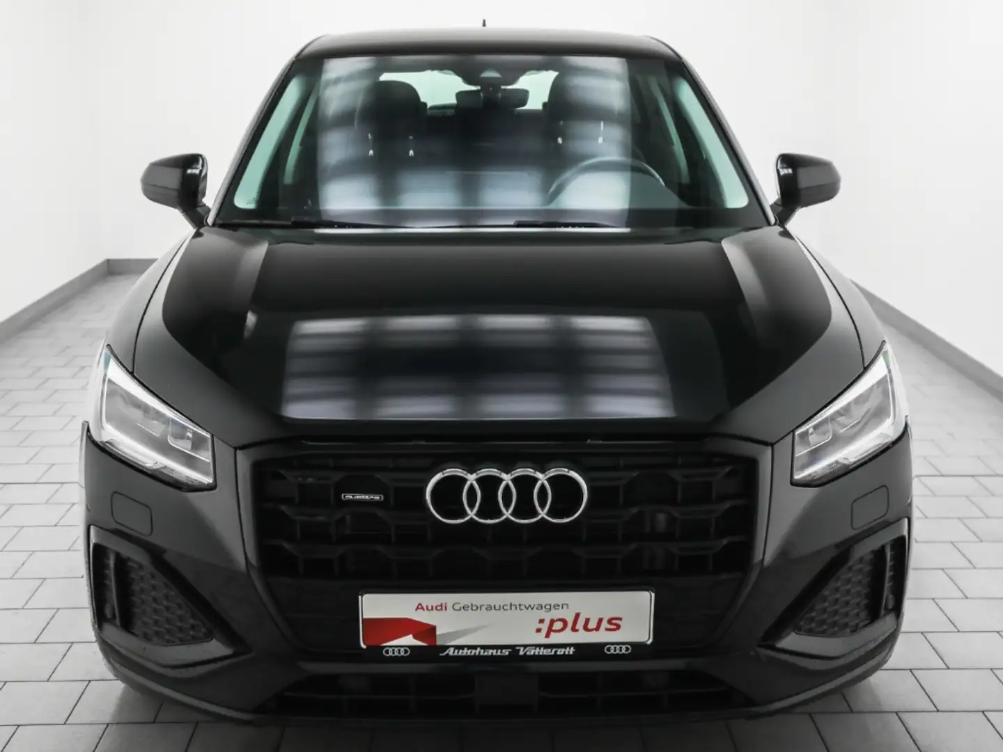 Audi Q2 35 TDI quattro advanced NAVI LEDER KAMERA Schwarz - 2