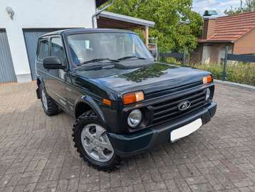 4x4 Urban | TÜV 10/2027 | Euro 6 | 9-fach bereift