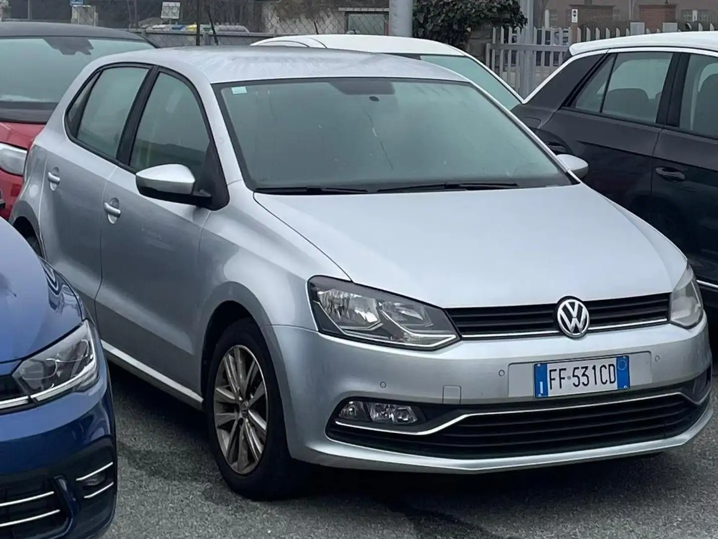 Volkswagen Polo Polo V 2014 3p 1.0 mpi Comfortline 75cv Argento - 2