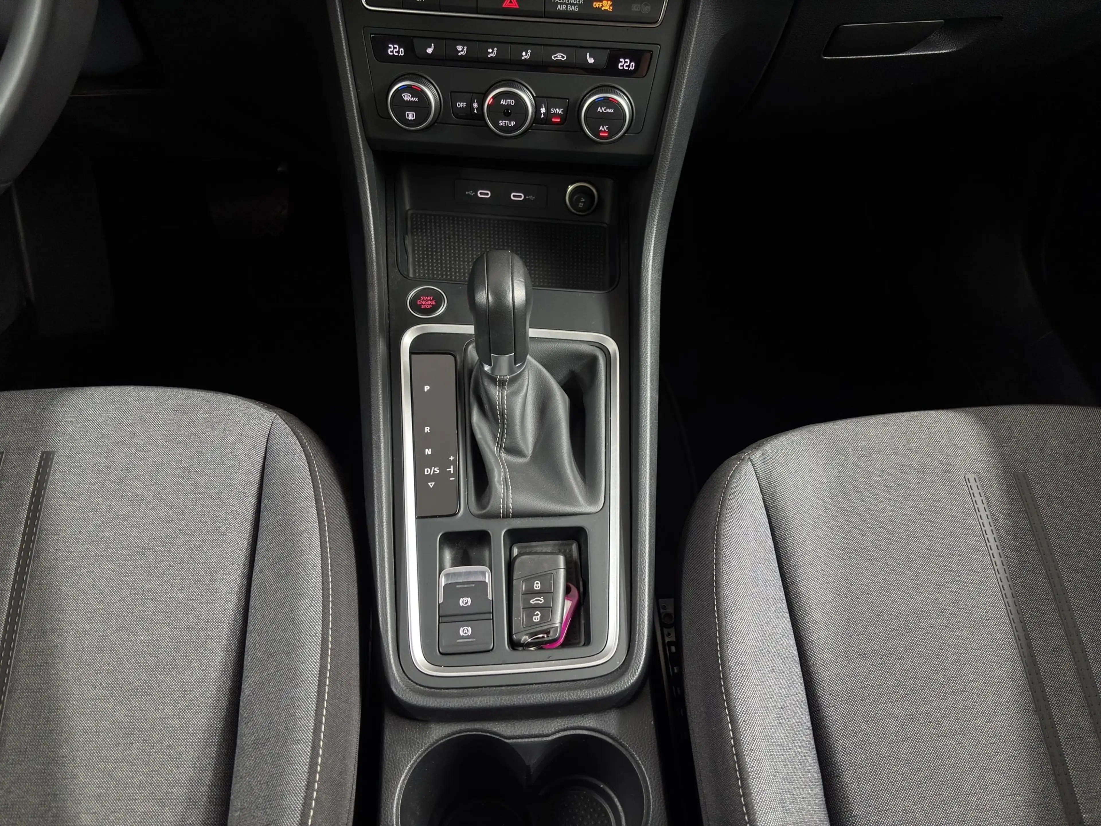 SEAT Ateca Style 1.5 TSI ACC AHK Kam. LED PDC SHZ SoundSys — photo 14