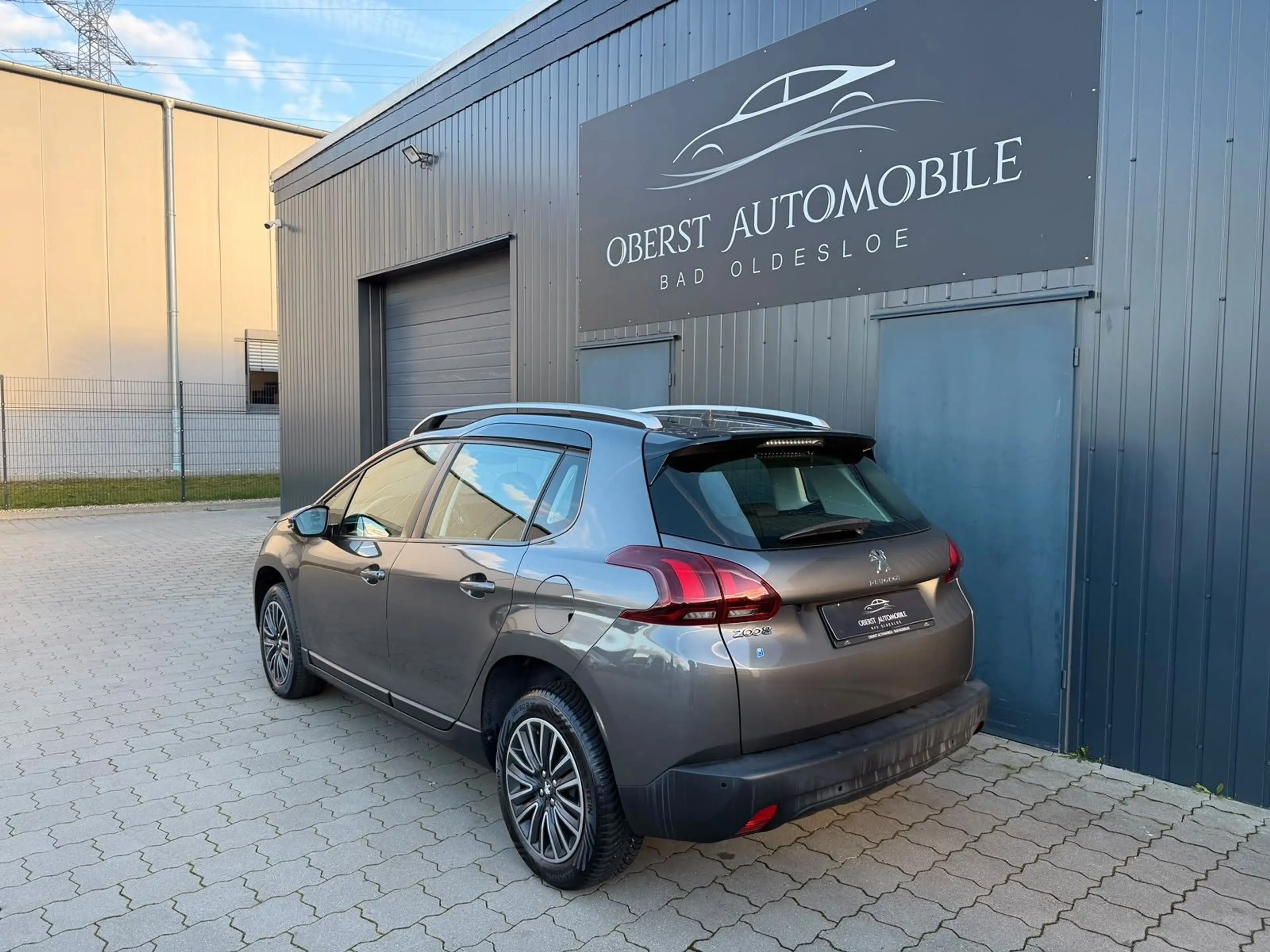 Peugeot 2008 Active*SHZ*Klima*Tüv Neu*Service Neu* — photo 7