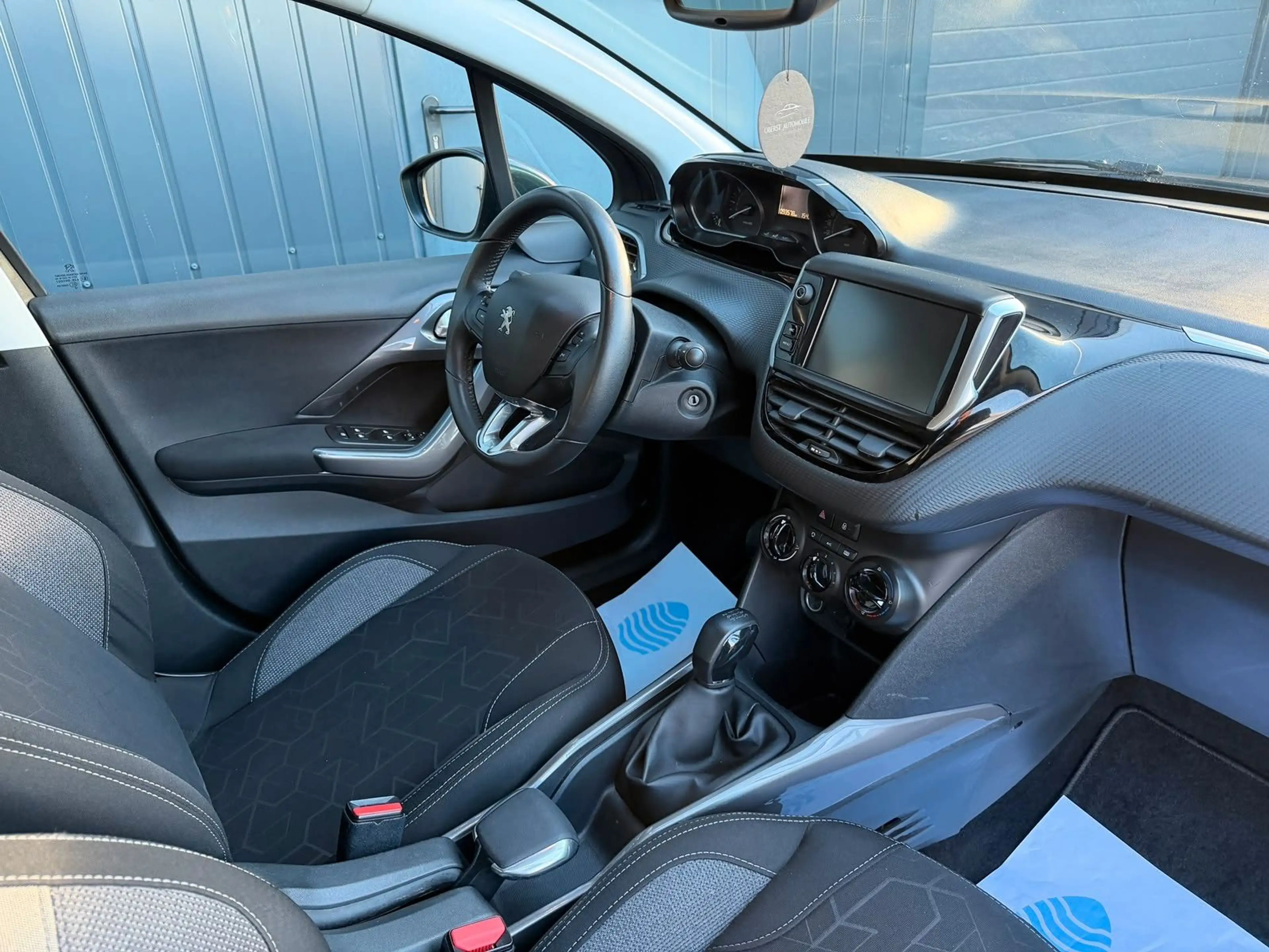 Peugeot 2008 Active*SHZ*Klima*Tüv Neu*Service Neu* — photo 13