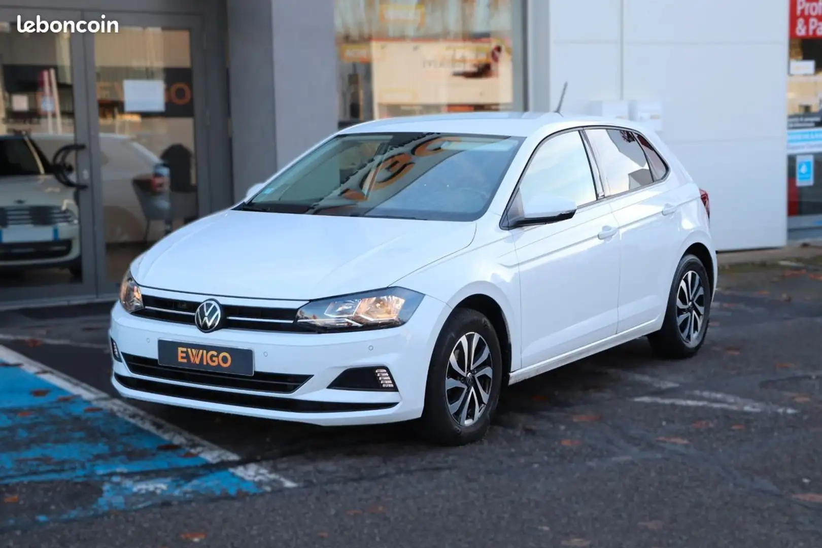 Volkswagen Polo 1.0 tsi 95 active Blanc - 1