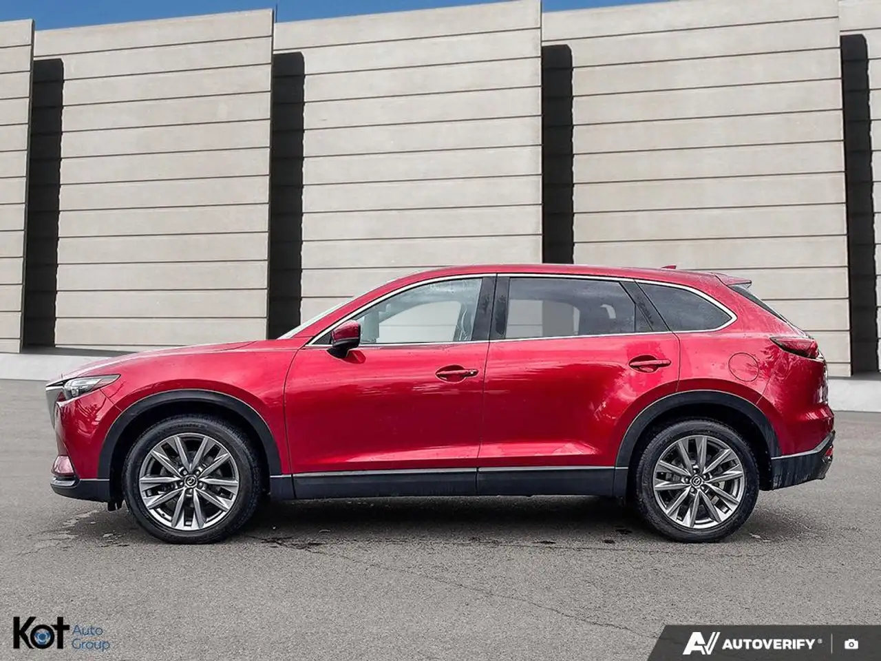 Mazda CX-9 снимка Mazda CX-9