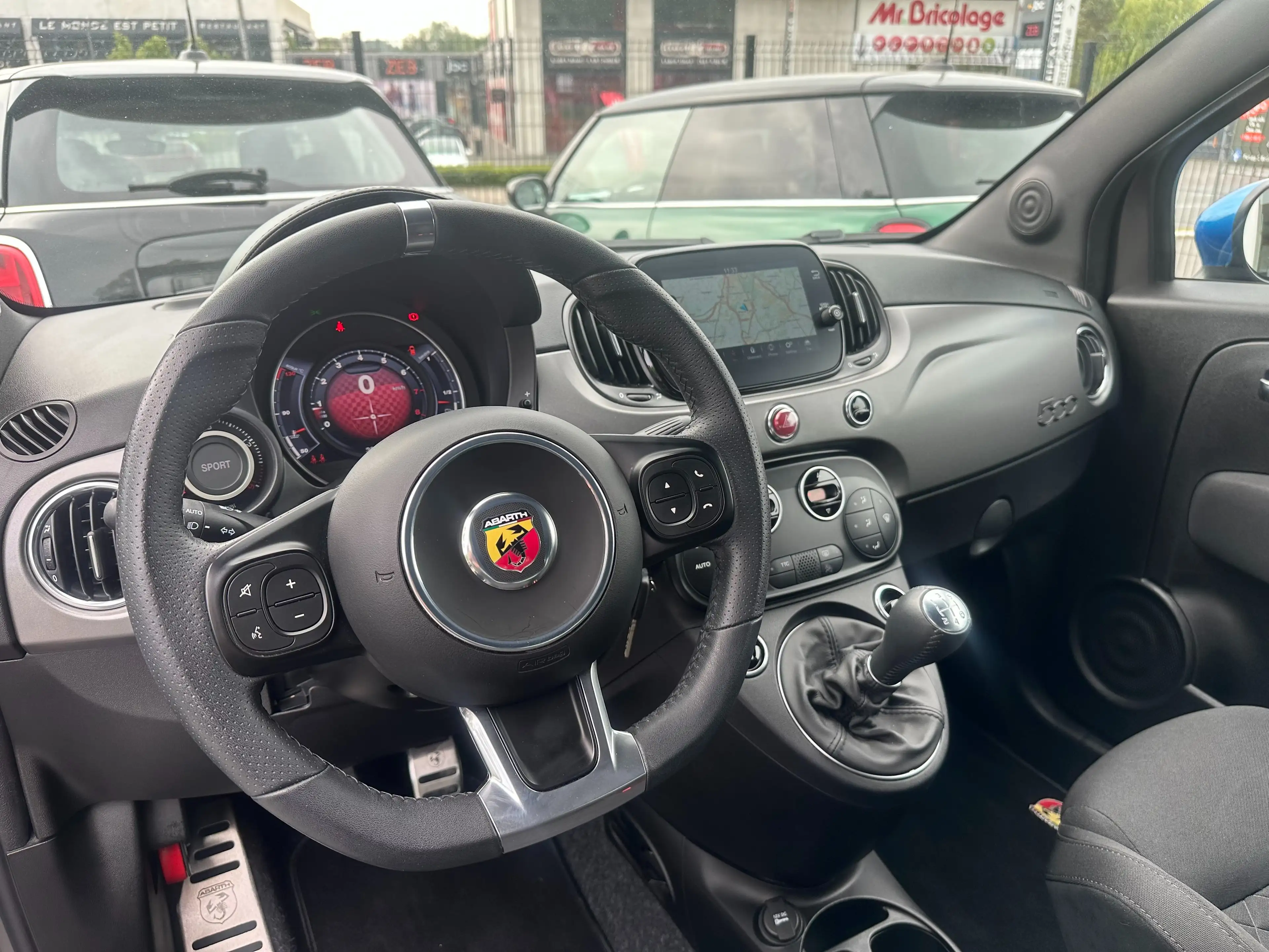Abarth 595 Turismo 1.4*GRIS MAT*1 ER MAIN*CARPLAY*ETAT NEUF*GARANTIE — photo 6