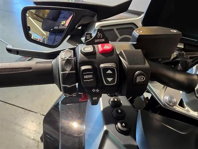 BMW R 1300 RT - foto 5