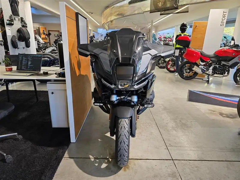 BMW R 1300 RT - foto 2