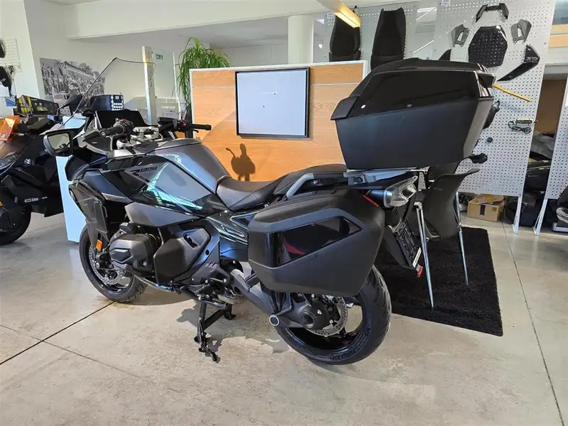 BMW R 1300 RT - foto 4