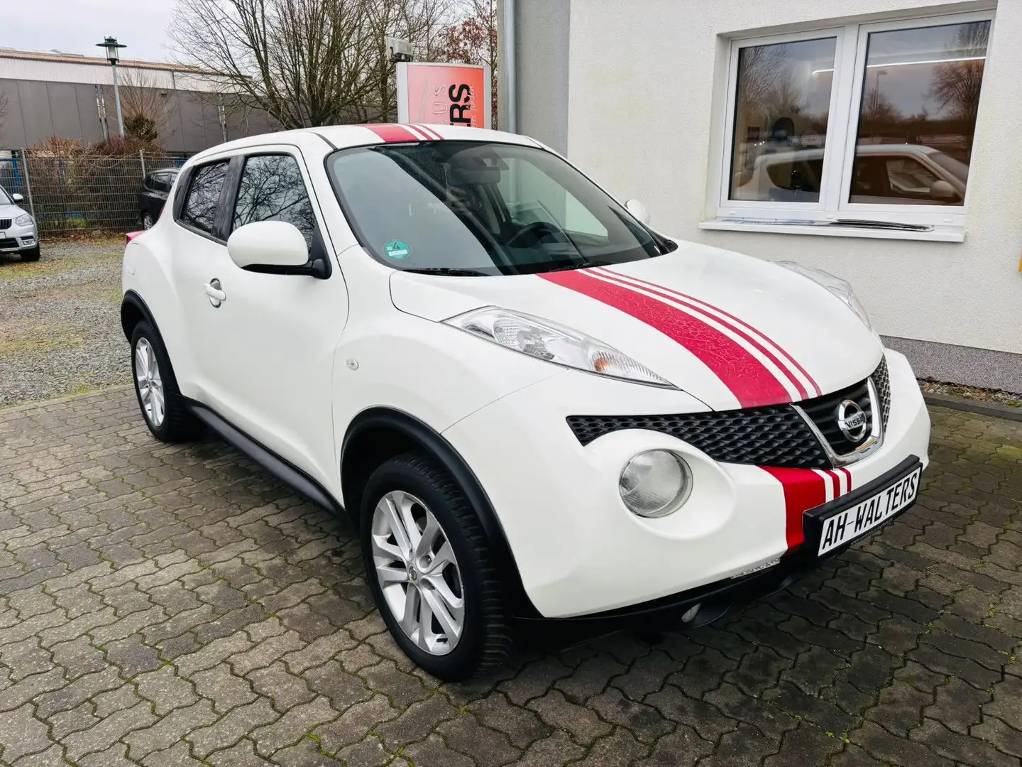 Nissan Juke 1.6 Acenta 1.Hd -Klima-Alu-Bluetooth-HU neu Weiß - 2