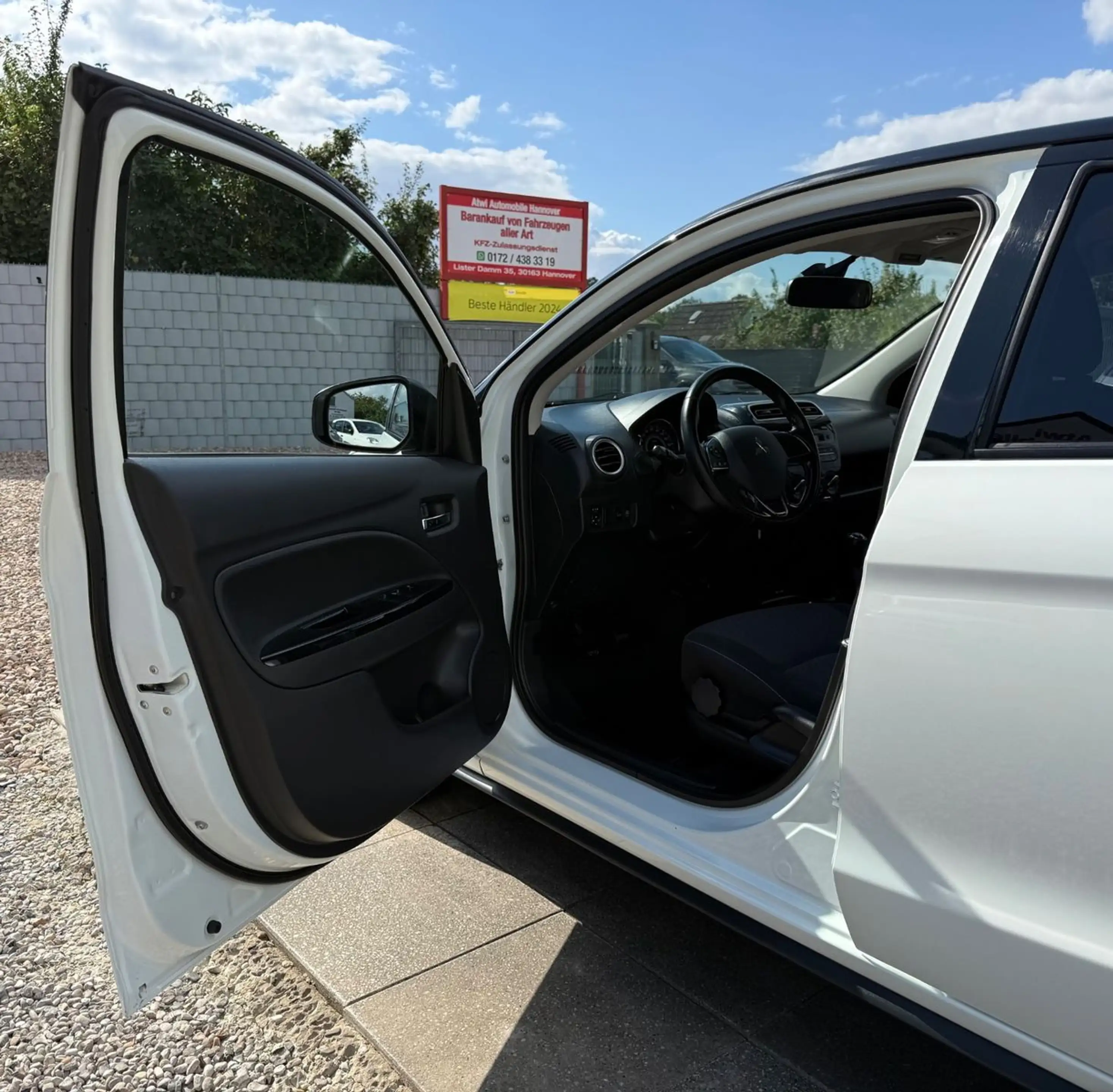 Mitsubishi Space Star Diamant Edition+Sport Lenkrad — photo 7