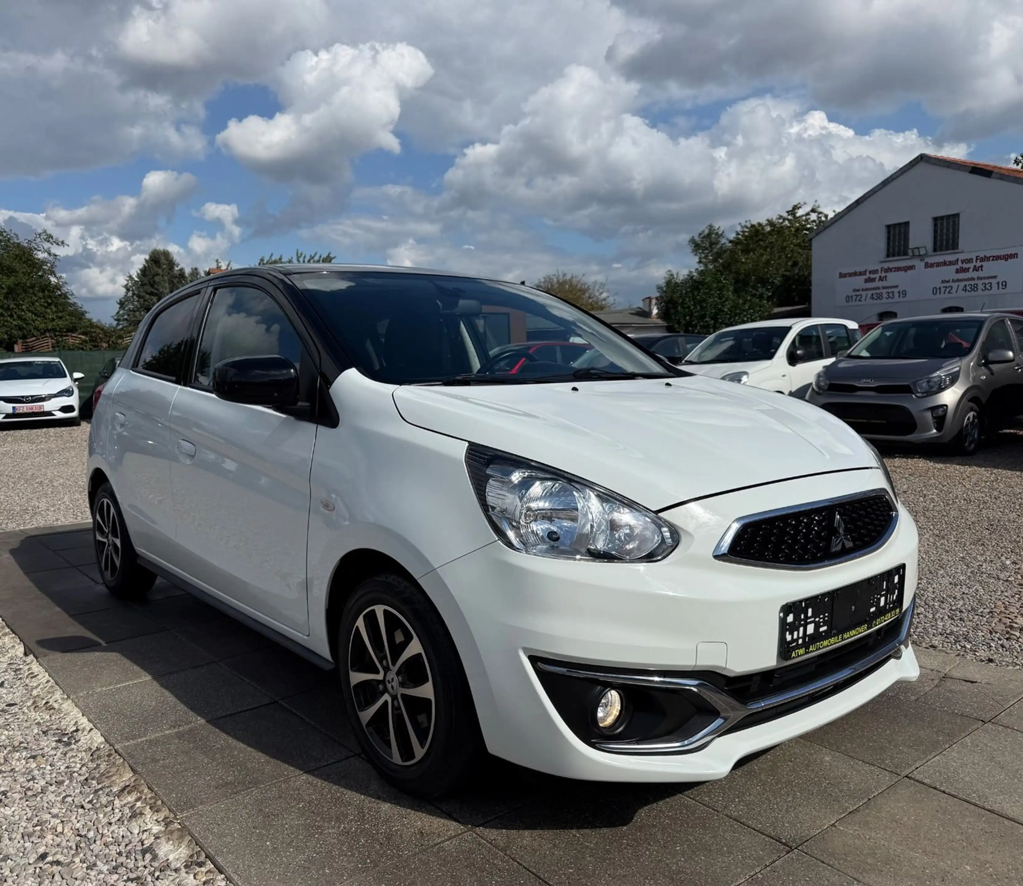 Mitsubishi Space Star Diamant Edition+Sport Lenkrad