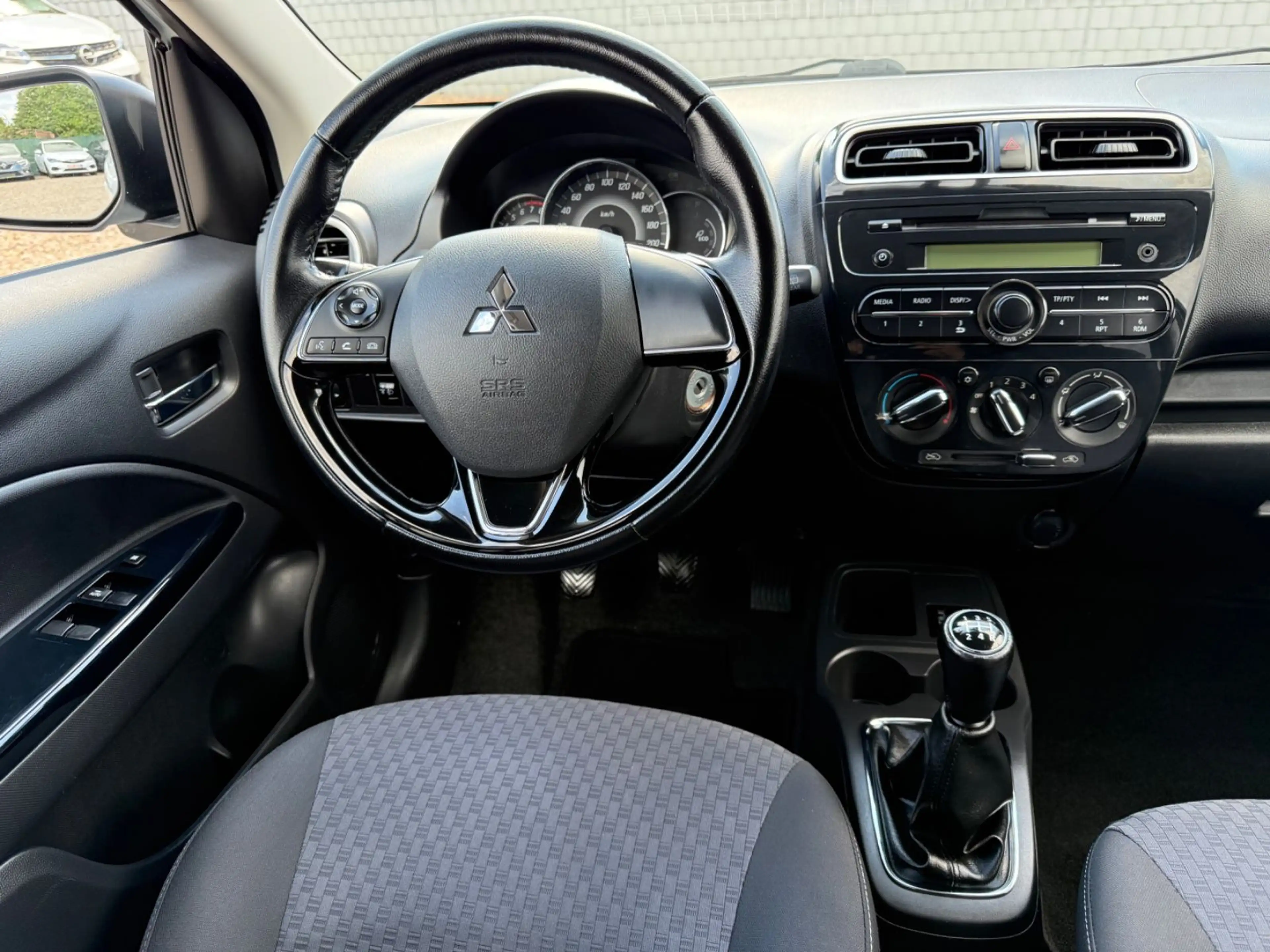Mitsubishi Space Star Diamant Edition+Sport Lenkrad — photo 12