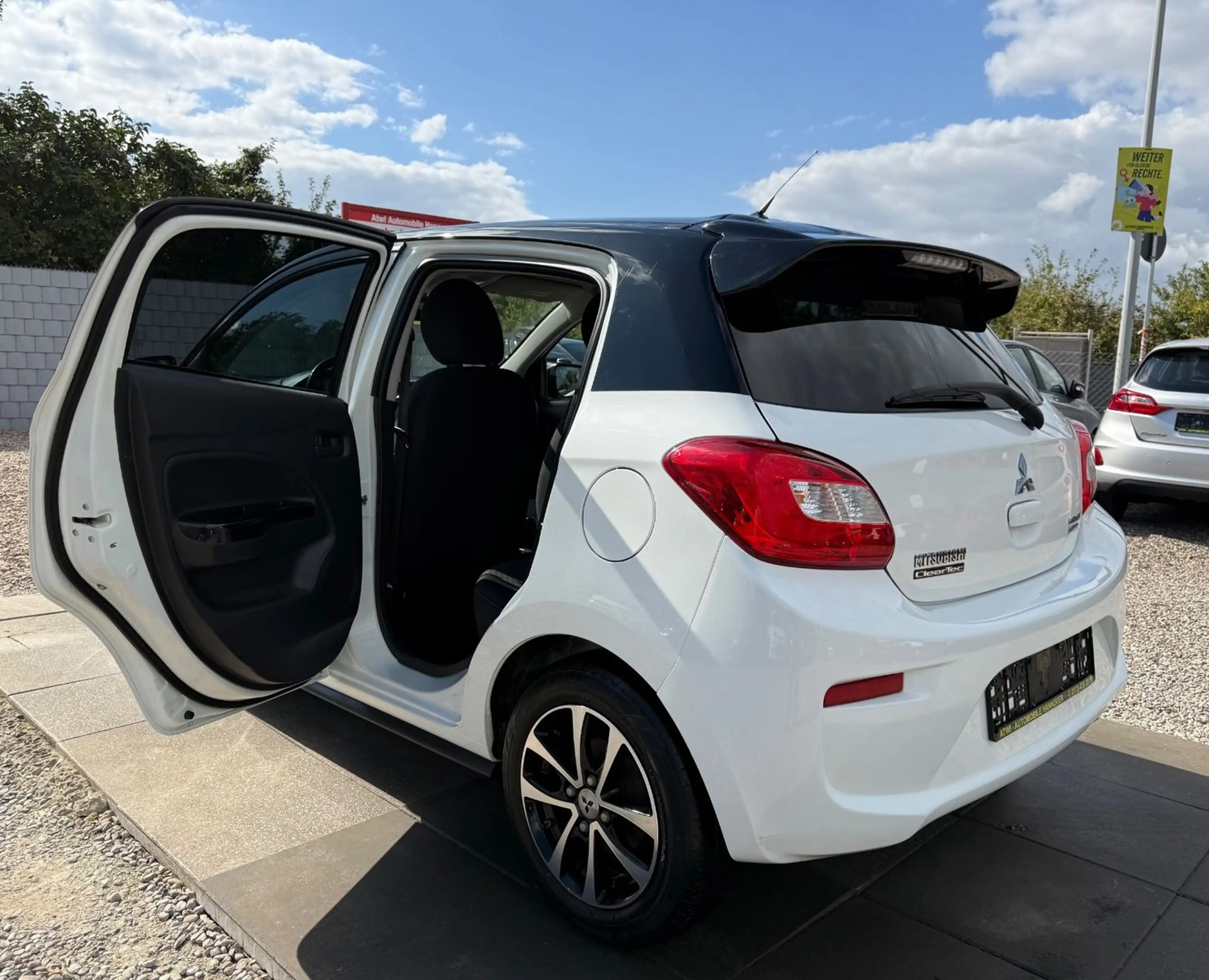 Mitsubishi Space Star Diamant Edition+Sport Lenkrad — photo 8